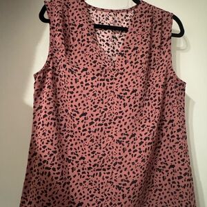 Sleeveless Leopard Print Blouse – Mauve | Size Medium